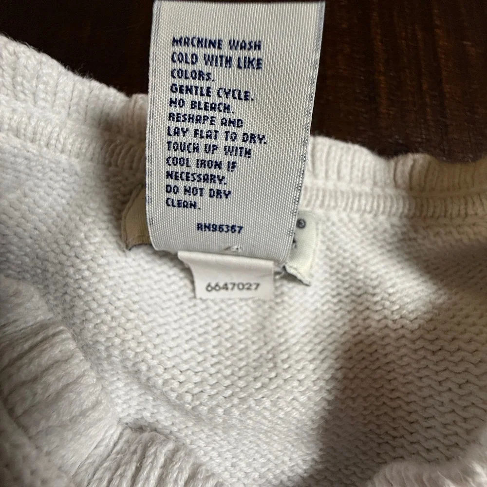 VTG OshKosh Bgosh Girls White Floral Embroidered Cropped Cardigan Sweater Size 5